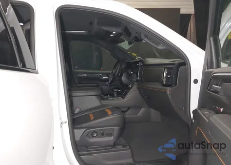 2024 GMC Sierra 1500 4Wd Short Box At4 z USA, uszkodzony, nr VIN 3GTUUEEL9RG414568